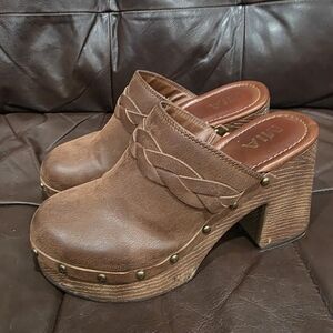 MIA Women's Brown Clog Shoes